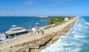 things to do in hutchinson island